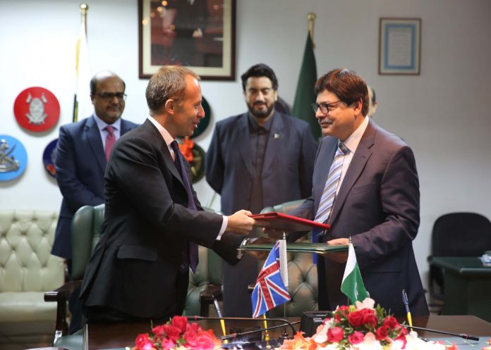 UK, Pakistan sign prisoner transfer agreement