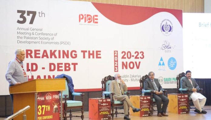 PIDE conference spotlights urgent need for economic reassessment