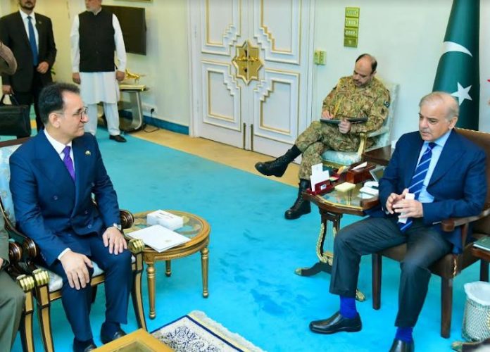 Ambassador of Tajikistan calls on the Prime Minister