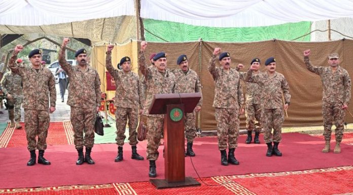 COAS vows unwavering support for IIOJK people on Kashmir Day