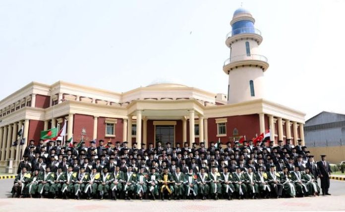 DNA 23-9 Naval Chief visits injured heroes of Operation Bunyanum-Marsoos