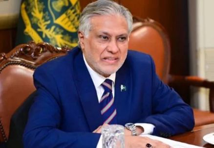 3 Ishaq Dar to visit UAE