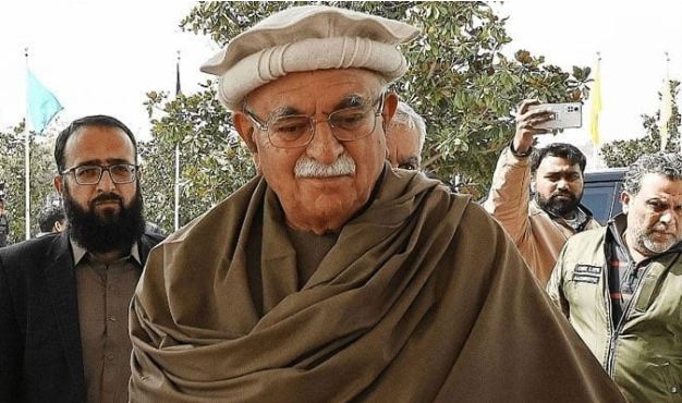 12 Imran Khan nominates Mahmood Achakzai as NA opposition leader