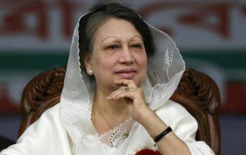 14 Dar meets ailing Bangladesh opposition leader Khaleda Zia