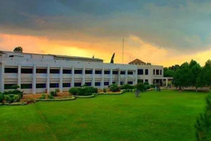 Iqra University hosts conference fostering innovation, collaboration, growth