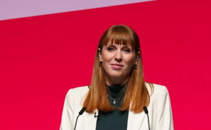 3 UK deputy PM Rayner quits over tax error