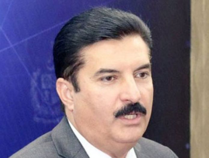 3 Governor KP condemns Quetta suicide attack, expresses solidarity with victims