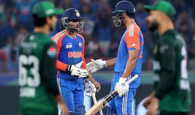 3333 India overpowers Pakistan by 5 wickets to lift Asia Cup Trophy