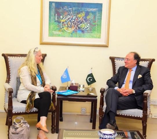 DNA 29-5 Aurangzeb, UNICEF envoy discuss efforts to combat child stunting