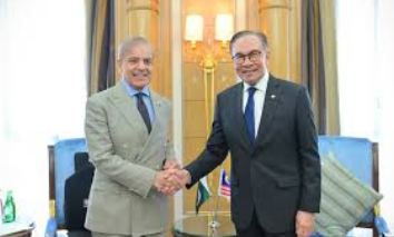 4 Shehbaz Sharif briefs Malaysian PM on Gaza peace deal participation