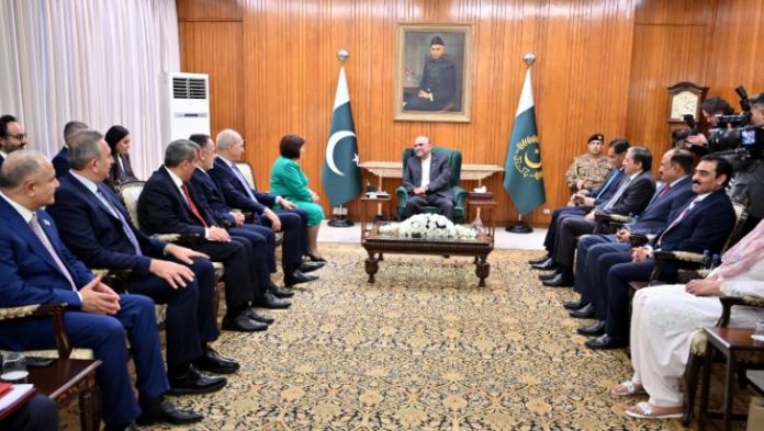Speakers of Türkiye, Azerbaijan Parliaments call on President Zardari