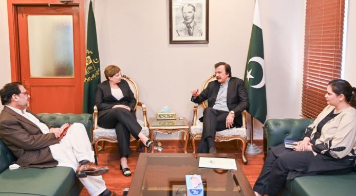 DNA 24-12 Acting Australian HC, Nicole Guihot meets SAPM Haroon Akhtar Khan