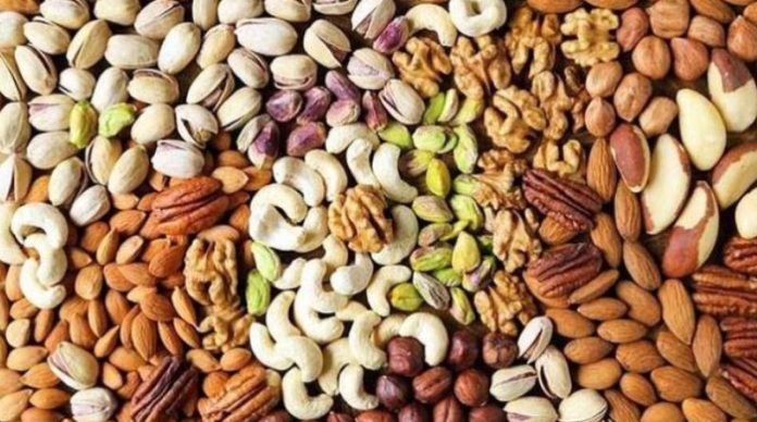 11 Winter chill fuels dry fruit demand as prices rise in Islamabad