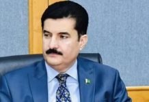 KP governor criticises governance, asks CM to sit in Peshawar and resolve public issues KP governor criticises governance, asks CM to sit in Peshawar and resolve public issues