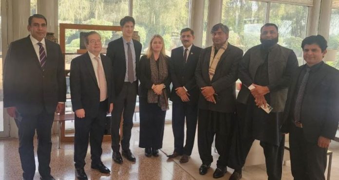 DNA 17-2 France, Pakistan sign Phytosanitary work plan to boost agri cooperation