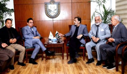 DNA 29-6 ICCI offers to mediate as shopkeepers plan sit-in against FBR