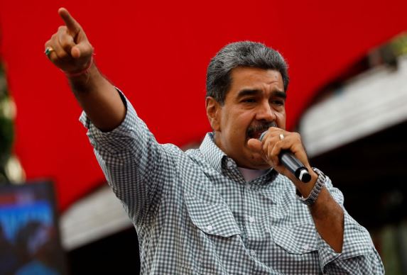 0 Caracas in Turmoil as Capture of Maduro Sparks Hope and Fear