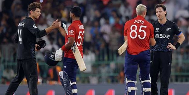 0 T20 World Cup: England victory over New Zealand keeps Pakistan in semi-final race