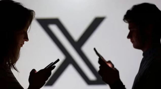 100 Elon Musk's X down for thousands of users