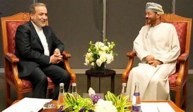 14 Iran, US start talks in Oman