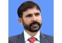 Russia and the Gentle Weight of History Russia and the Gentle Weight of History