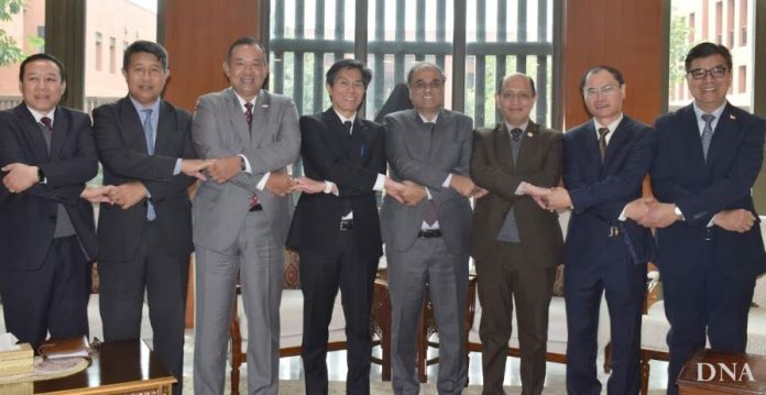 Thailand hands over the ASEAN Committee chairmanship to Indonesia