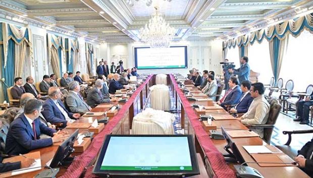 32 Top political brass gets in-camera briefing on regional security situation