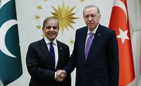 32 Türkiye, Pakistan join forces for Middle East peace