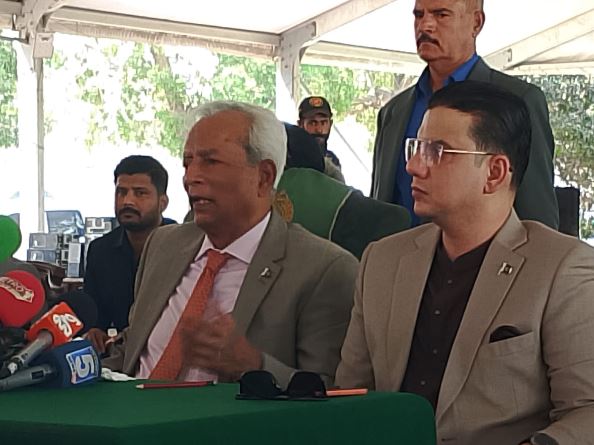 DNA 16-4 Governor Sindh calls for audit, youth opportunities