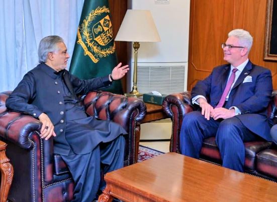 DNA 16-8 Deputy PM emphasizes regional peace to US Chargé d'Affaires