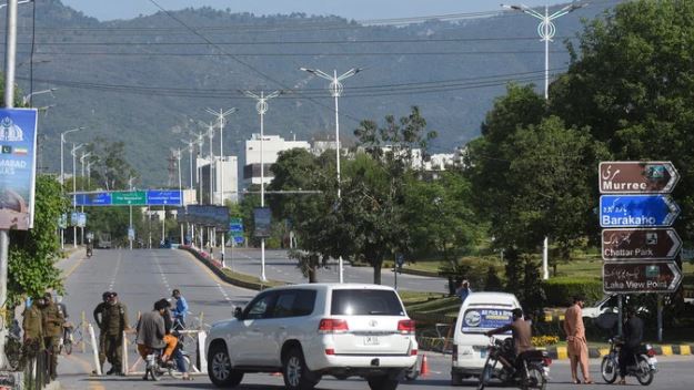 41 US, Iranian teams could return to Islamabad for peace talks this week, say sources