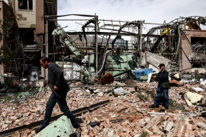 D1 Iran war weighs on global economy