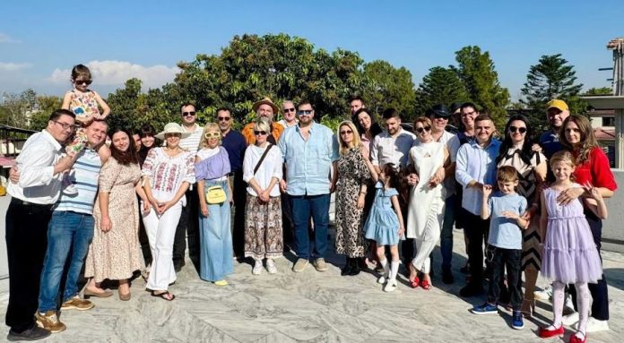 DNA 12-3 Romanian Ambassador celebrates Orthodox Easter with friends