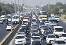 Masses’ woes deepen as twin cities remain blocked