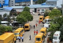 China rescuers search for missing after mine blast kills 82 China rescuers search for missing after mine blast kills 82