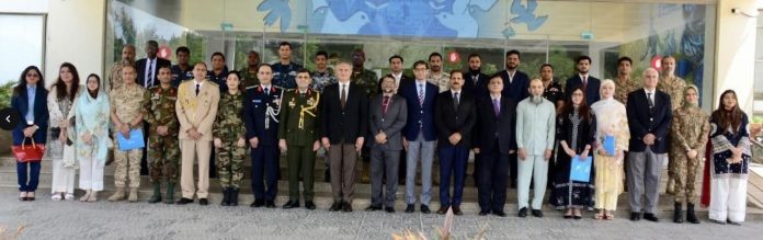 Jordan ambassador attends CIPS-NUST training program