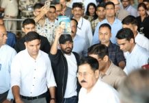 Hundreds join protest led by India’s viral ‘Cockroach Party’ Hundreds join protest led by India's viral 'Cockroach Party'
