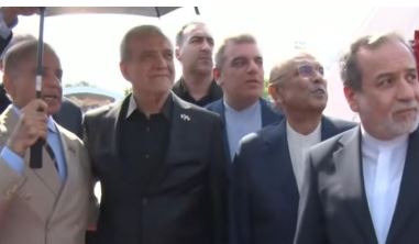 25 Iranian President Pezeshkian touches down in Islamabad, set to meet top leadership