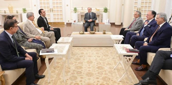 Bilawal meets PM; greets on ME diplomacy