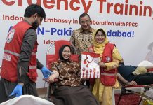 Blood donation at the Indonesian embassy involves more youth