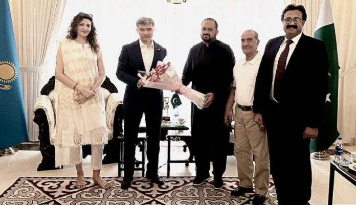 Ambassador Kistafin meets CFP President