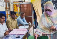 Balloting underway at 23 polling stations in two constituencies of AJK’s Bagh Balloting underway at 23 polling stations in two constituencies of AJK's Bagh