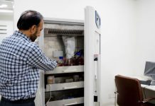 Over 300,000 Pakistanis await corneal transplants amid donor shortage Over 300,000 Pakistanis await corneal transplants amid donor shortage