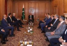 PM Shehbaz pitches Pakistan’s economic reforms to top financial institutions PM Shehbaz pitches Pakistan's economic reforms to top financial institutions