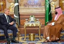 Pakistan stands with Saudi Arabia ‘shoulder to shoulder’ amid Makkah attack bid Pakistan stands with Saudi Arabia 'shoulder to shoulder' amid Makkah attack bid