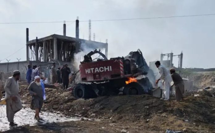 Suicide blast targeting DI Khan police checkpost claims 12 lives, injures 30