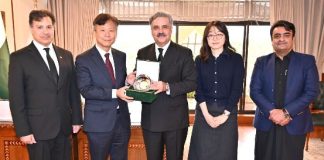 Korean Ambassador Han Sungho meets Pakistan’s chief justice Korean Ambassador Han Sungho meets Pakistan's chief justice