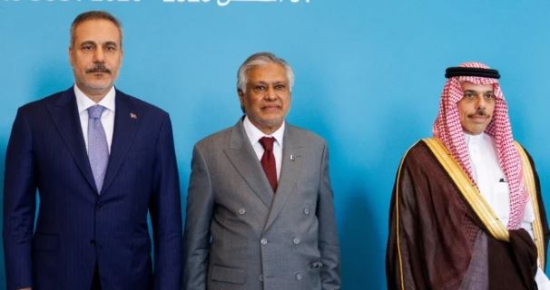 NEWS Dar holds talks with Saudi, Turkish FMs on Makkah pact