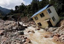 Nepal-China flood death toll exceeds 1,000 Nepal-China flood death toll exceeds 1,000