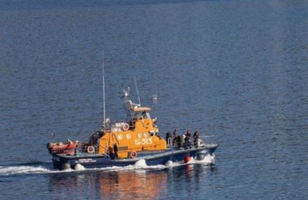 NEWS Twelve migrants drown as boats capsize off Greek islands